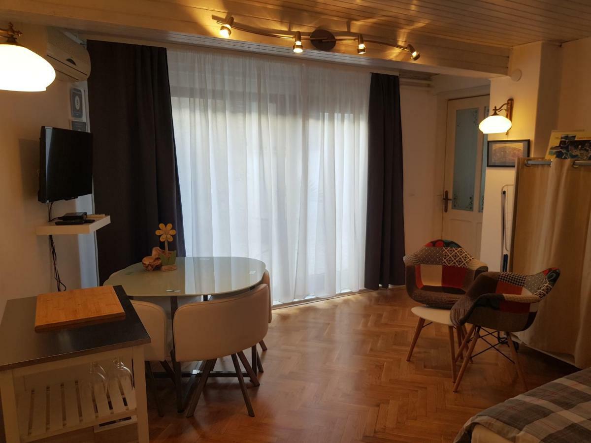 شقة L&M Studio Apartman بولا المظهر الخارجي الصورة