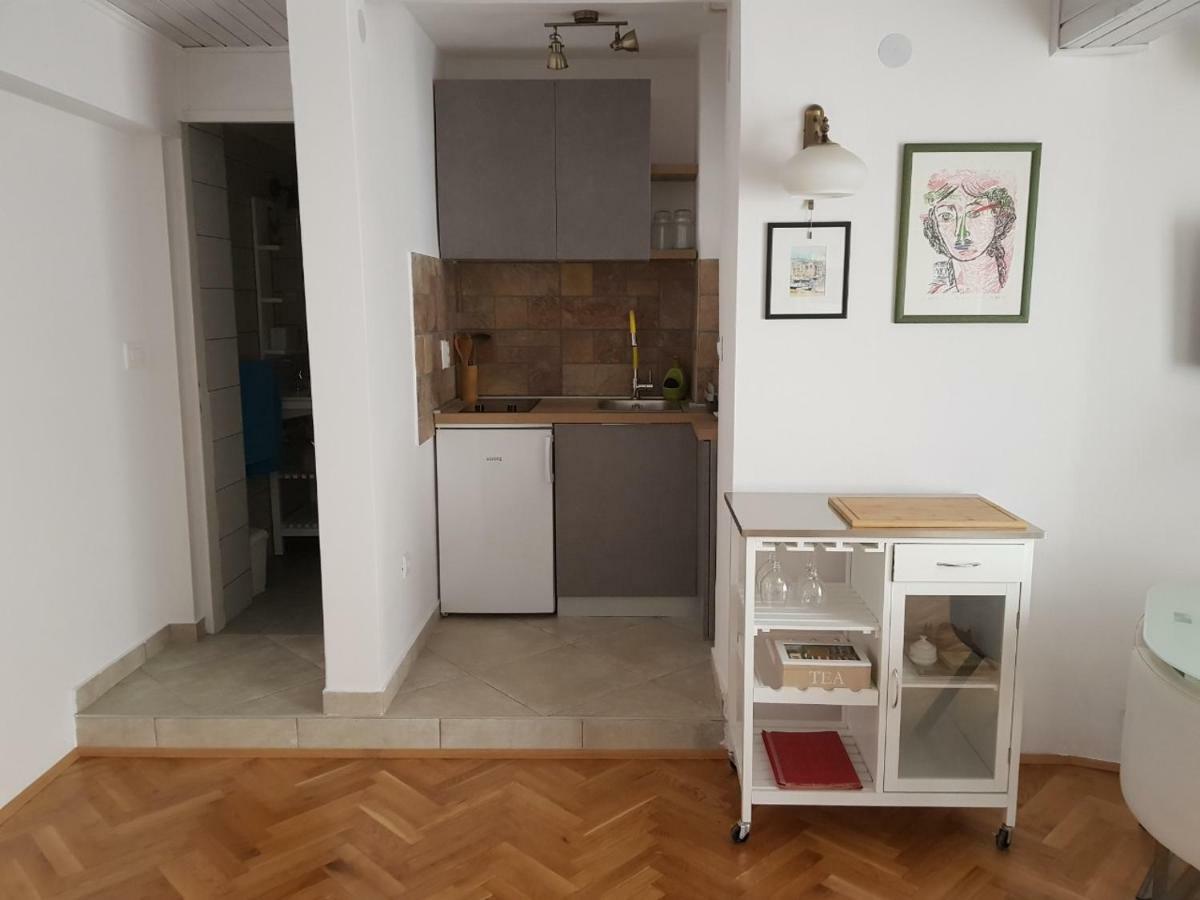 شقة L&M Studio Apartman بولا المظهر الخارجي الصورة