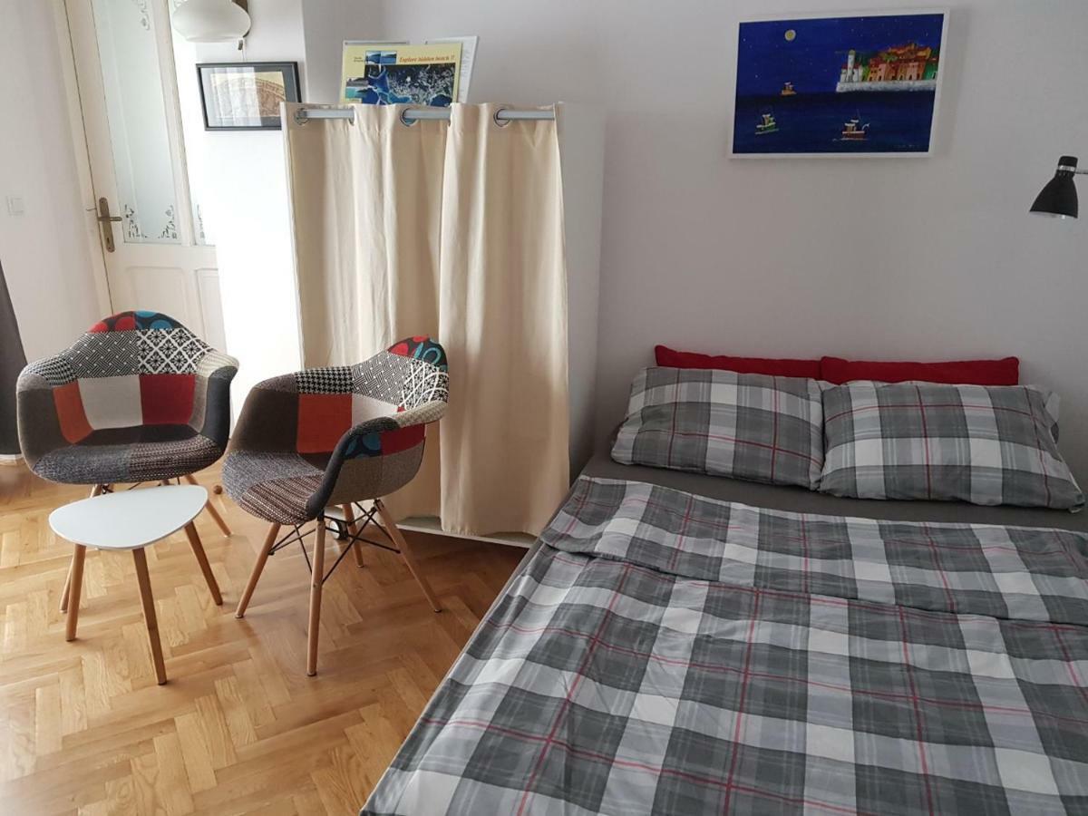 شقة L&M Studio Apartman بولا المظهر الخارجي الصورة